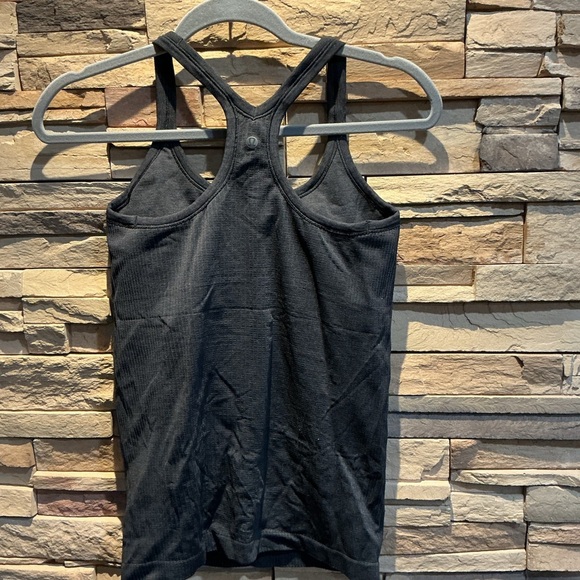 Womens lululemon black ebb to street tank top size 8 - Picture 2 of 4